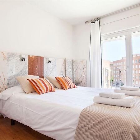Stay U-Nique Apartments Salvador Espriu Barcelona Bilik gambar