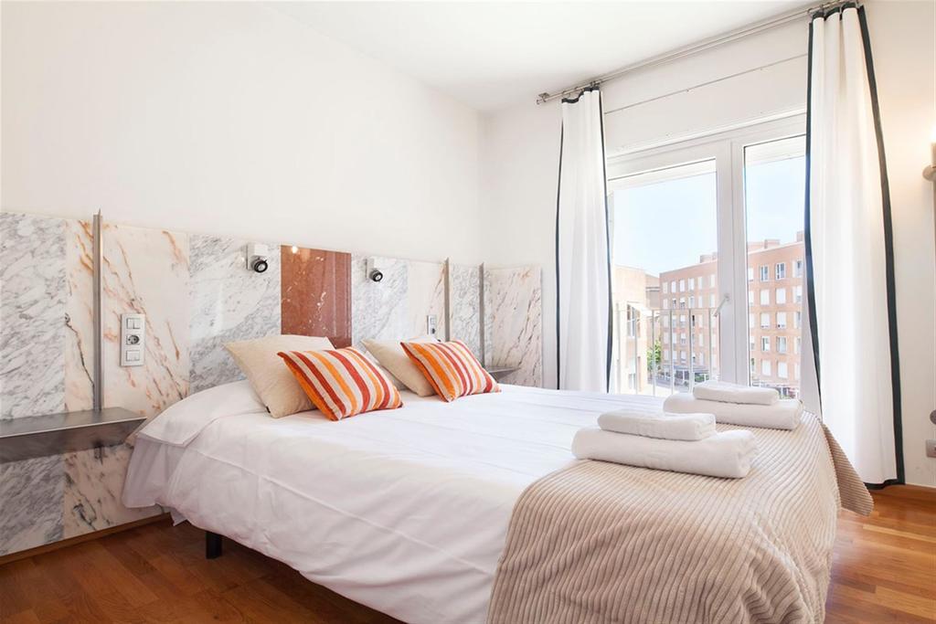 Stay U-Nique Apartments Salvador Espriu Barcelona Bilik gambar
